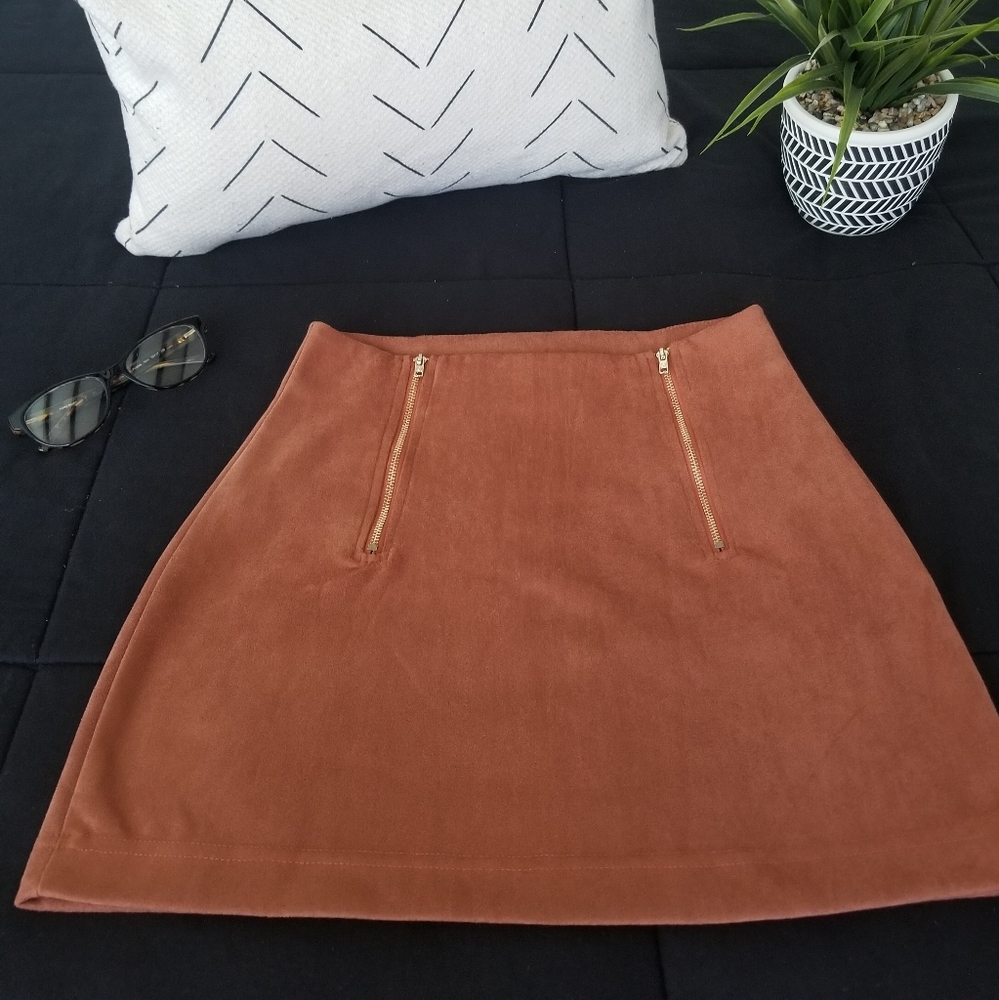 BURNT SIENNA SUEDE MINI SKIRT